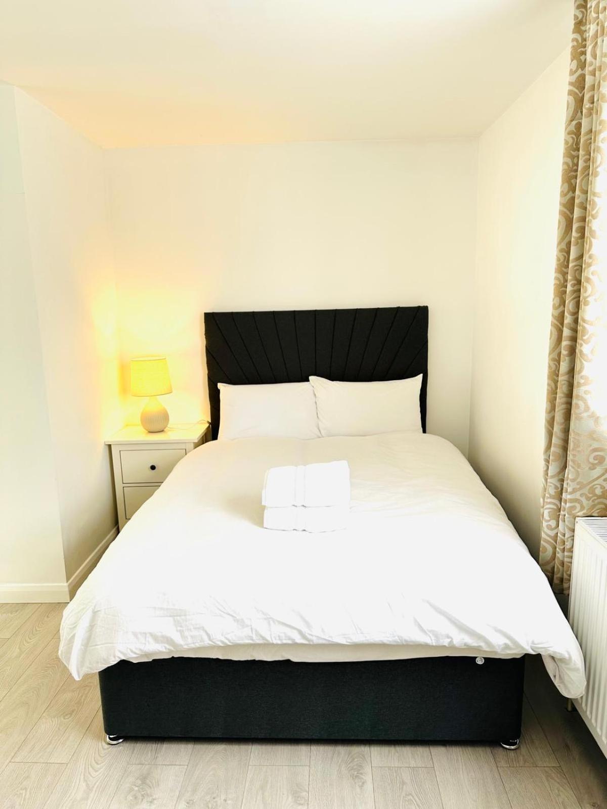 Westferry Hotell London Exteriör bild