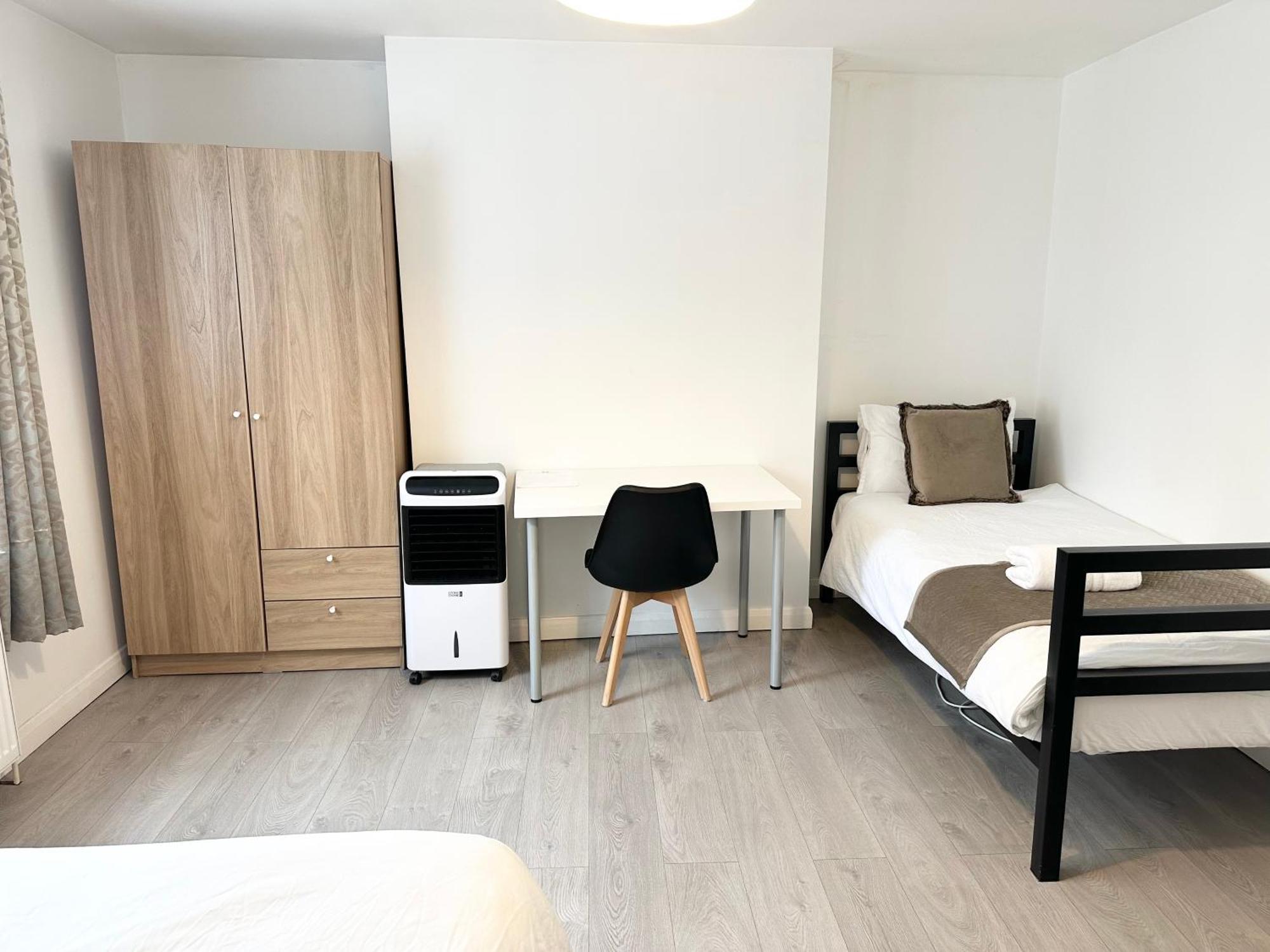 Westferry Hotell London Exteriör bild